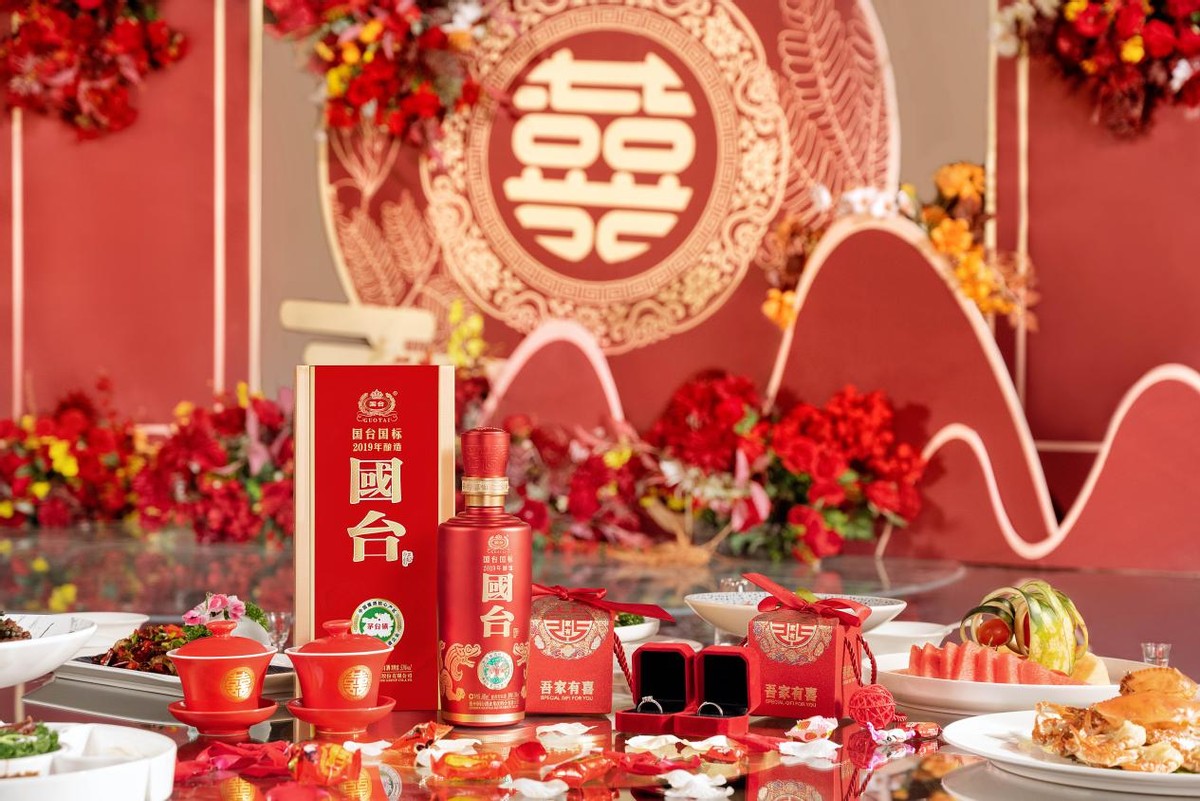 酱香白酒，为什么绕不开茅台镇？