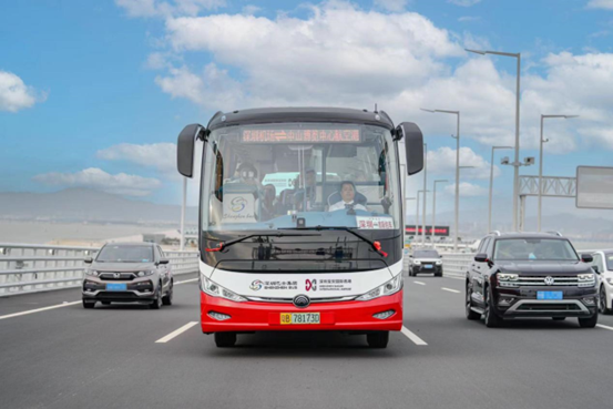 让天堑变通途！宇通高端新能源客车双向领跑“深中通道”
