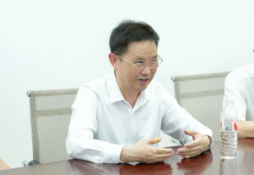 江北区委副书记、区长陶世祥一行莅临智飞生物仓储物流基地考察调研