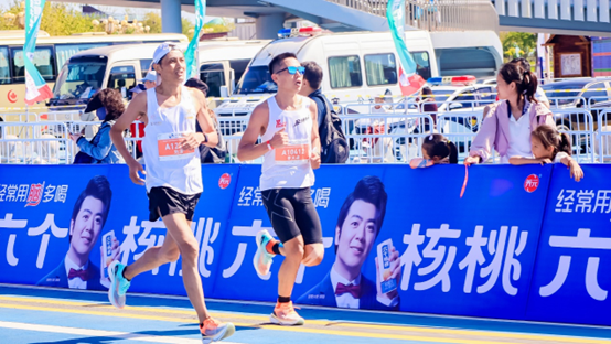 六个核桃十年领跑衡水湖马拉松，“运动要用脑”拓宽认知新边界