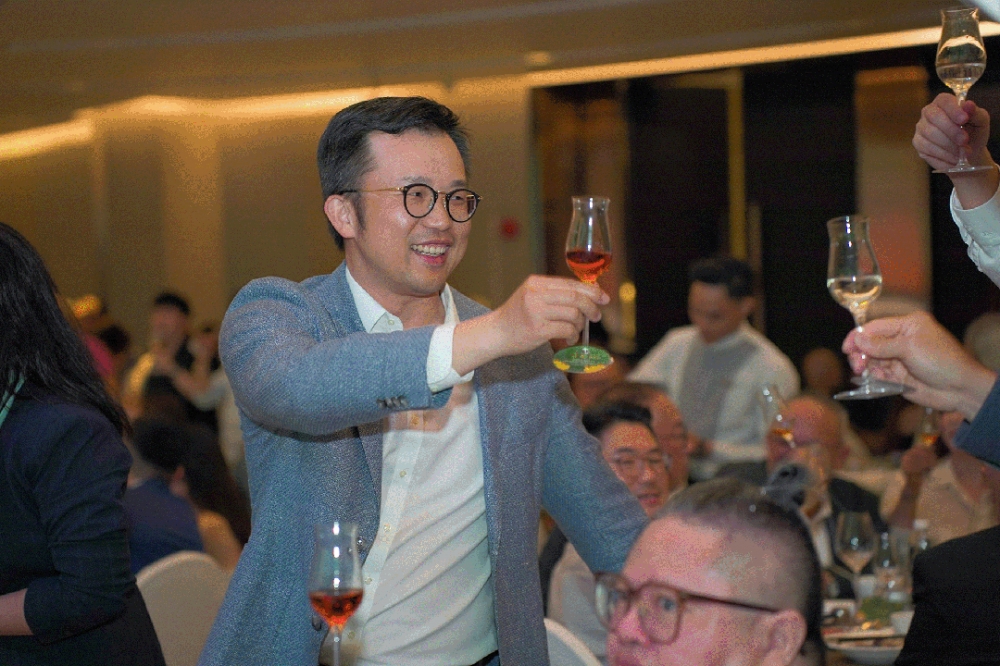 仅5000瓶|可雅蛇年生肖酒全球发布会在马来西亚举行