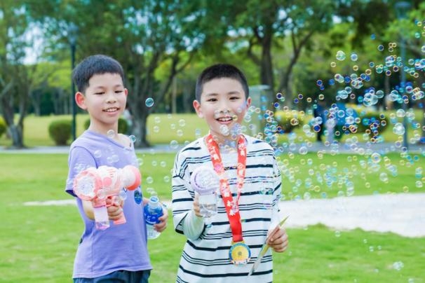闪耀奔跑向未来 厦门国际银行厦门分行举办2025年健步行活动