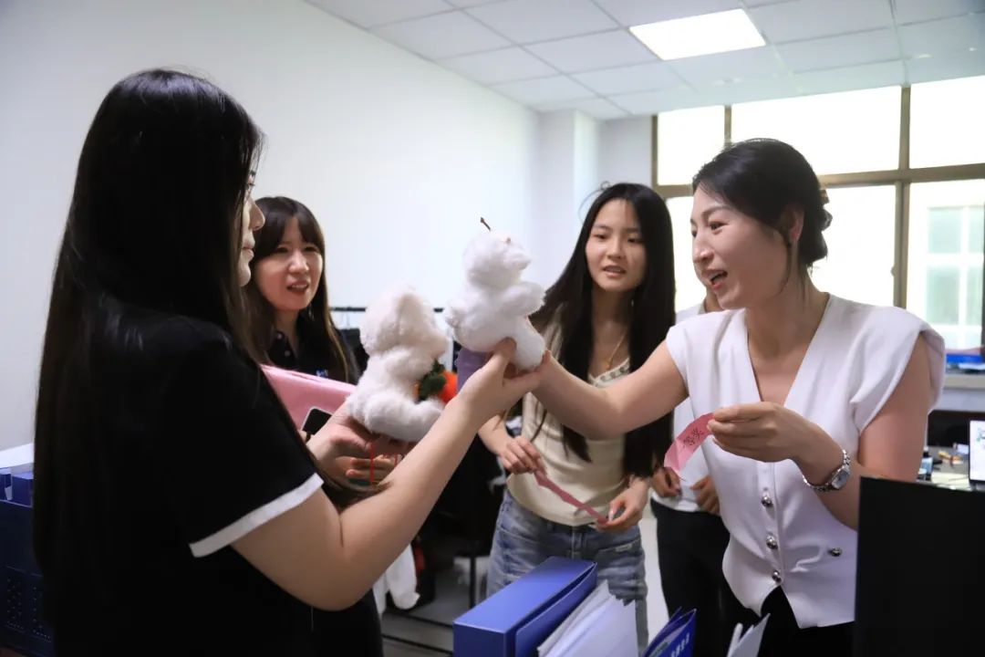粽"享佳节·"童"创欢乐丨盘龙药业双节特别企划打造员工幸福时刻"