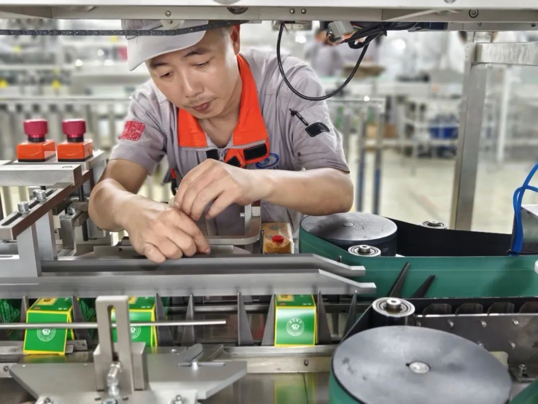 扛起新使命 建设新重庆 | 2025年网上劳动和技能竞赛活动系列报道（一）