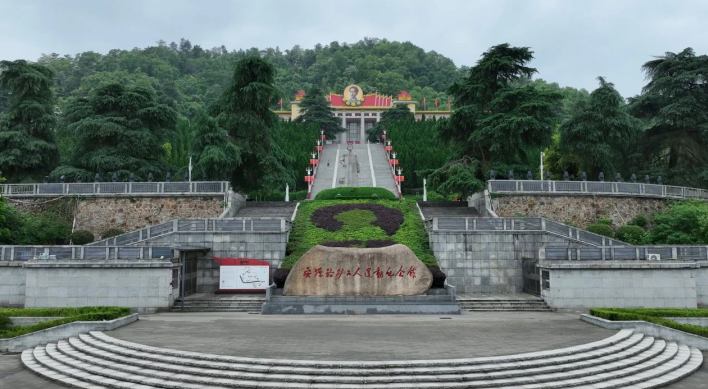 光峰科技点亮安源胜利广场光影秀：唤醒红色记忆