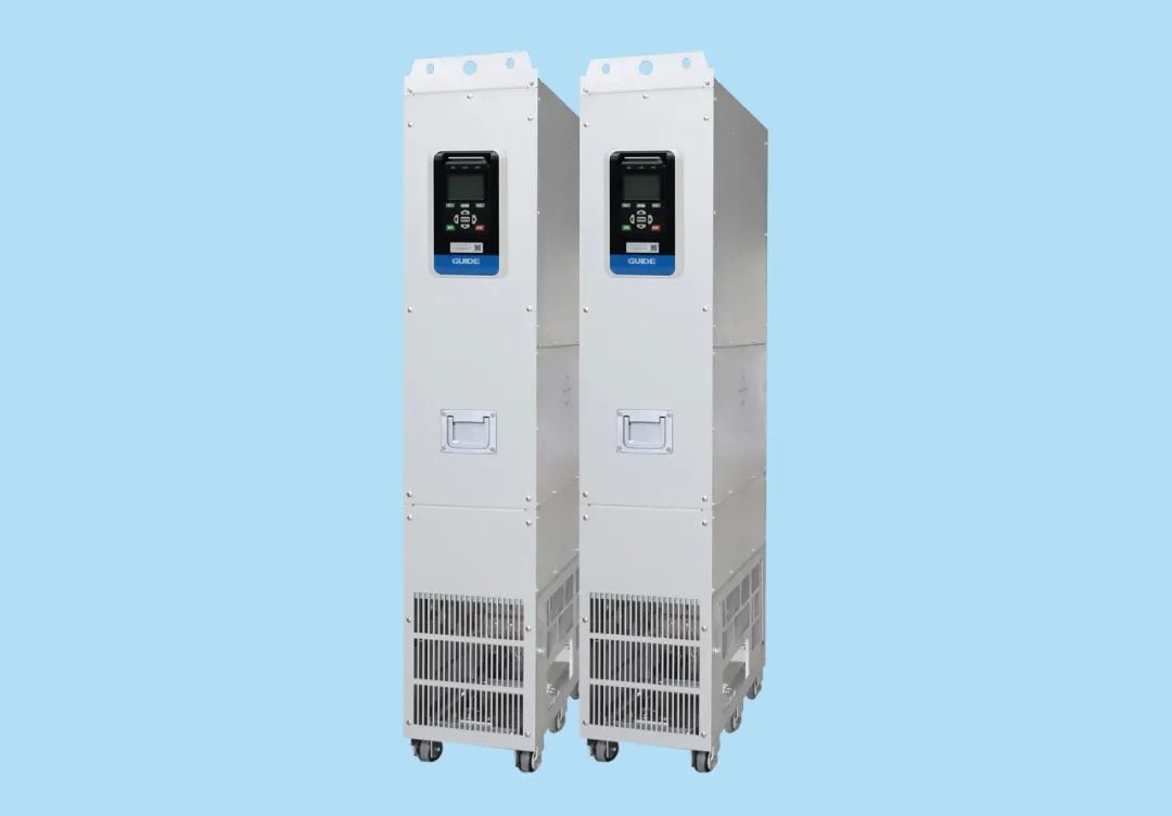 港迪技术2400kW多传动产品驱动大吨位造船龙门吊投运， 为造船行业注入新动能！