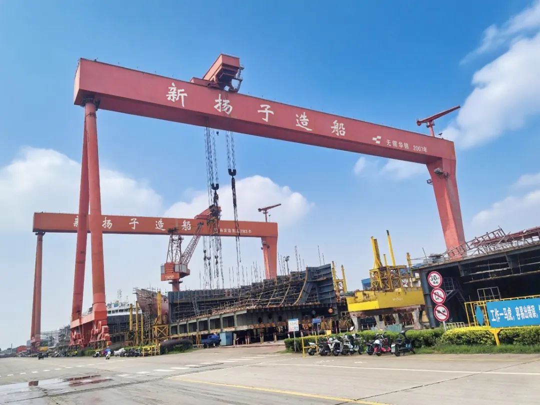 港迪技术2400kW多传动产品驱动大吨位造船龙门吊投运， 为造船行业注入新动能！