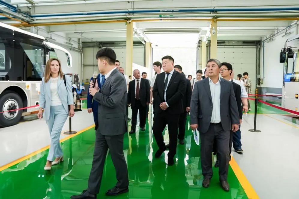 中亚第10000台车辆下线，宇通国际化发展再迎里程碑高光时刻