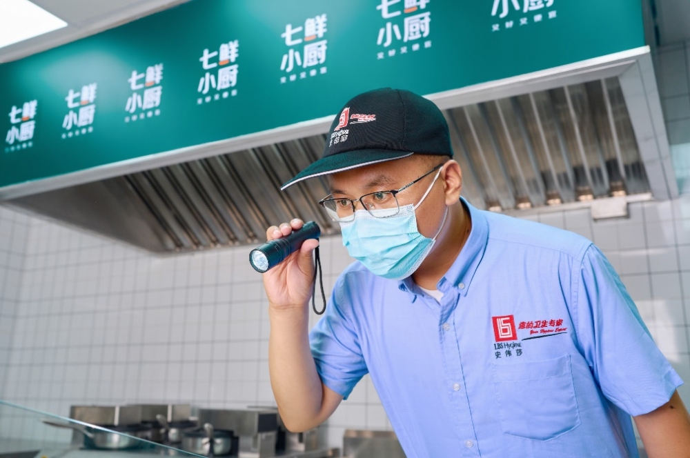 京东创新餐饮供应链模式：10亿现金招募“菜品合伙人”，3年建设10000个七鲜小厨