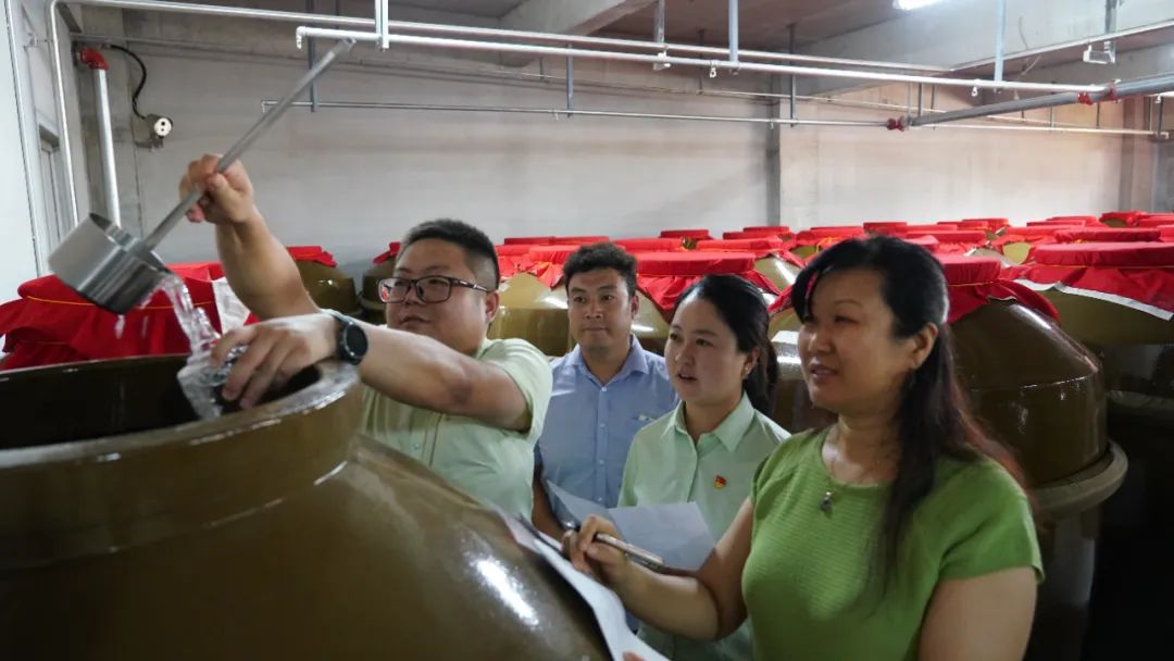 金徽酒年份基酒通过CQM权威认证树立行业品质管控新标杆