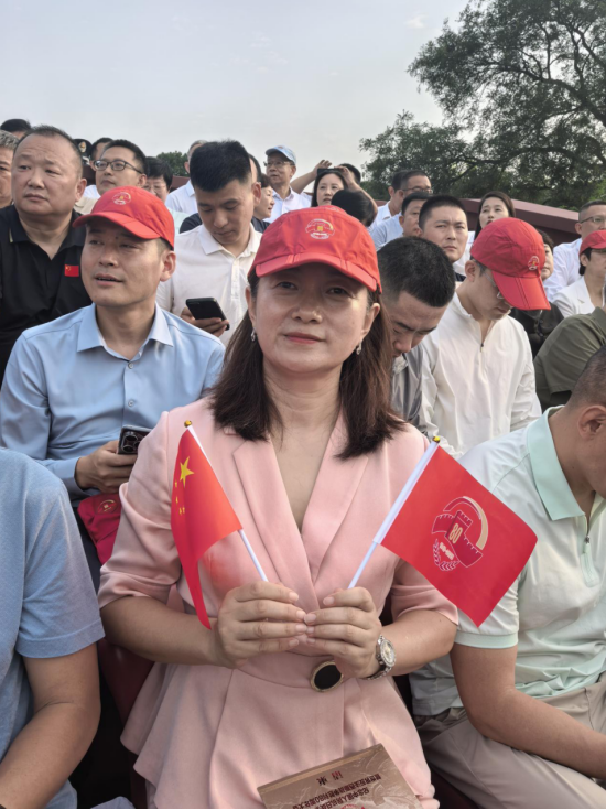 赵菁：站在九三阅兵观礼台上，我被深深震撼！