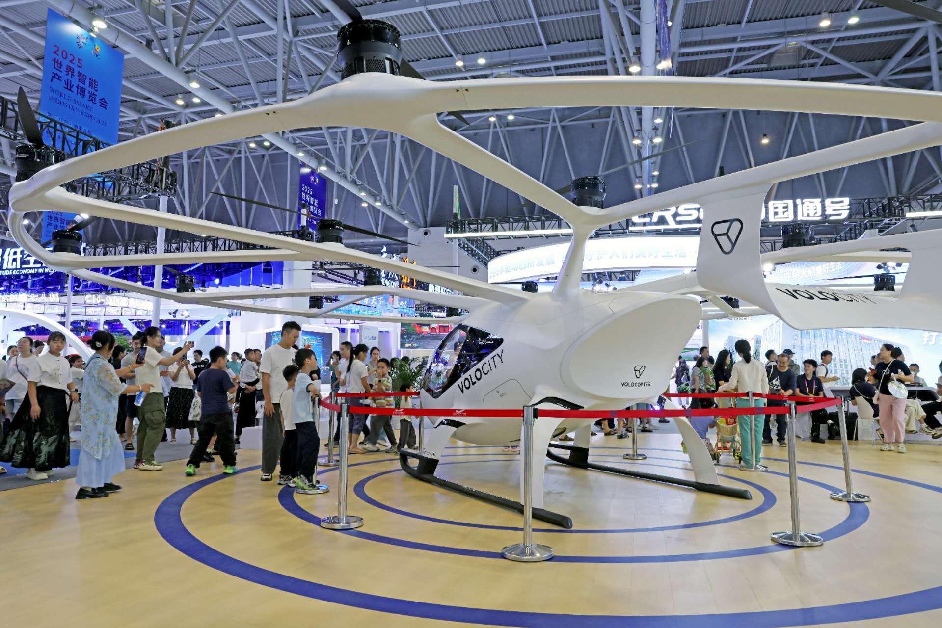 万丰 Volocopter VoloCity 智博会中国首秀 擘画全球低空经济新蓝图
