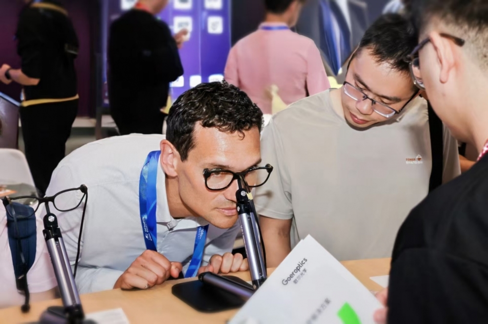 突破显示边界,歌尔光学多领域新品亮相中国光博会