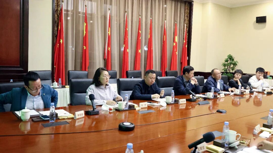 兰州大学管理学院党委书记刘亚军一行走进金徽酒考察调研暨签约仪式圆满成功举行