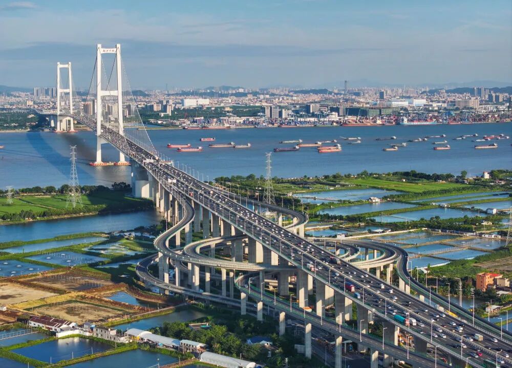 写在党的二十届四中全会召开之际