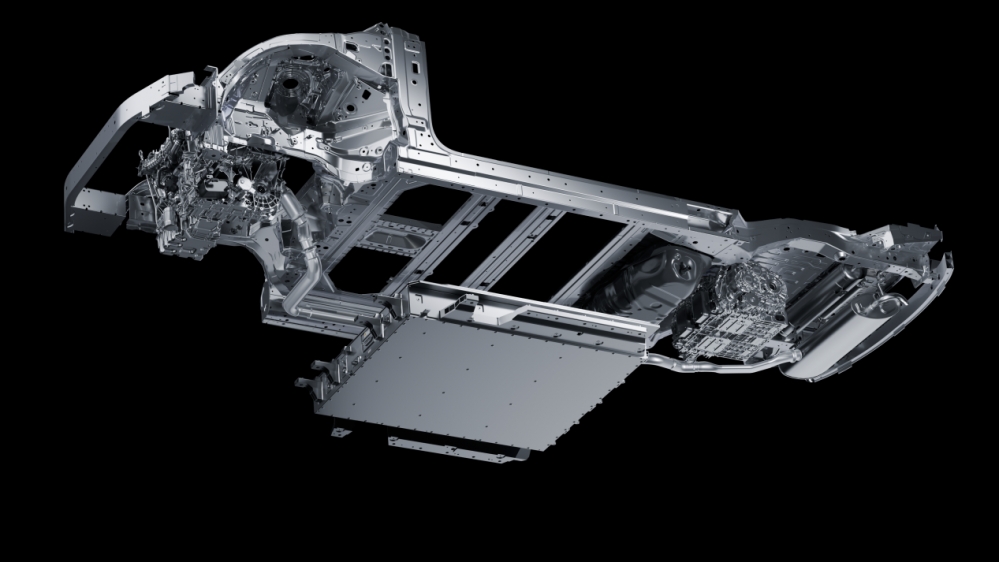 29.98万元-32.98万元！大六座安全豪华SUV腾势N8L正式上市