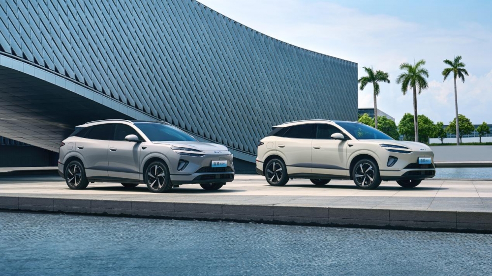 百日十万辆!比亚迪海狮06刷新全品类销量破十万最快纪录,定义新一代全能神车!