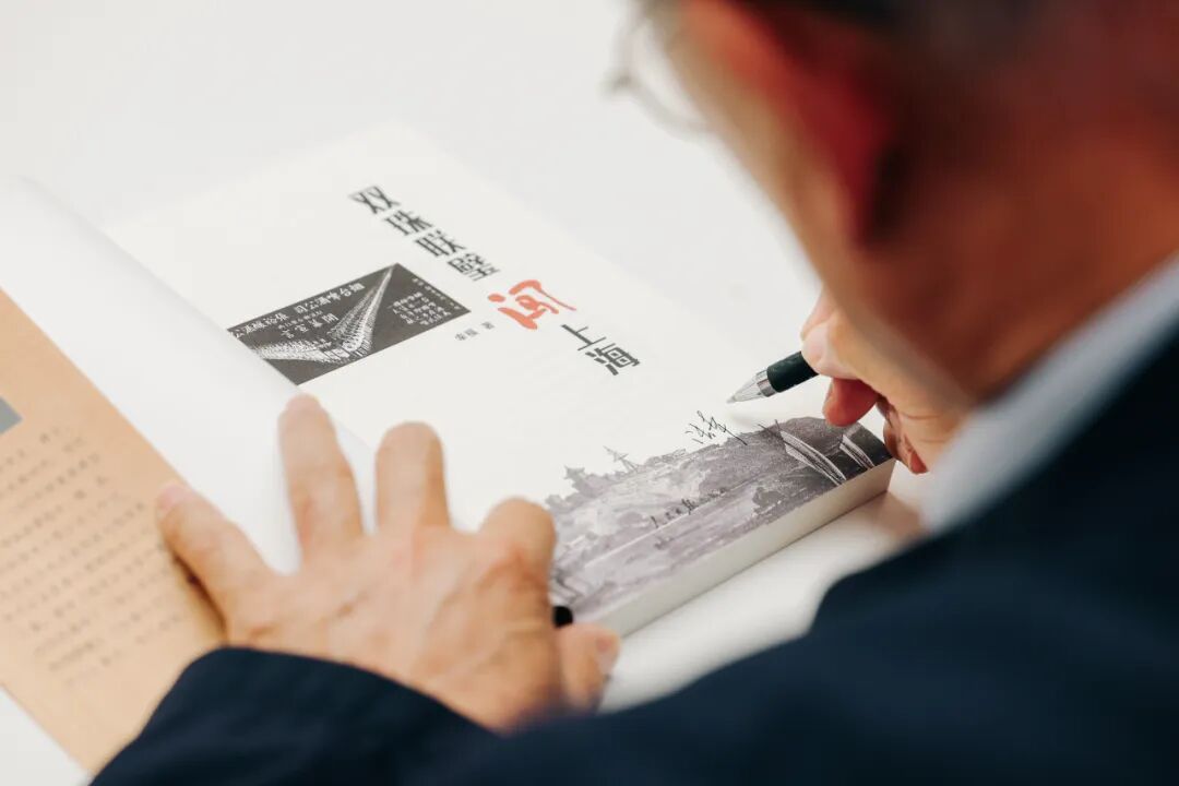 从《双珠联璧闯上海》看民族品牌如何驰骋世界舞台