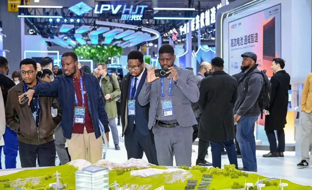 全球隆重发布“成绩单”!2025第八届中国国际光伏与储能产业大会多项数据均创历史之最!