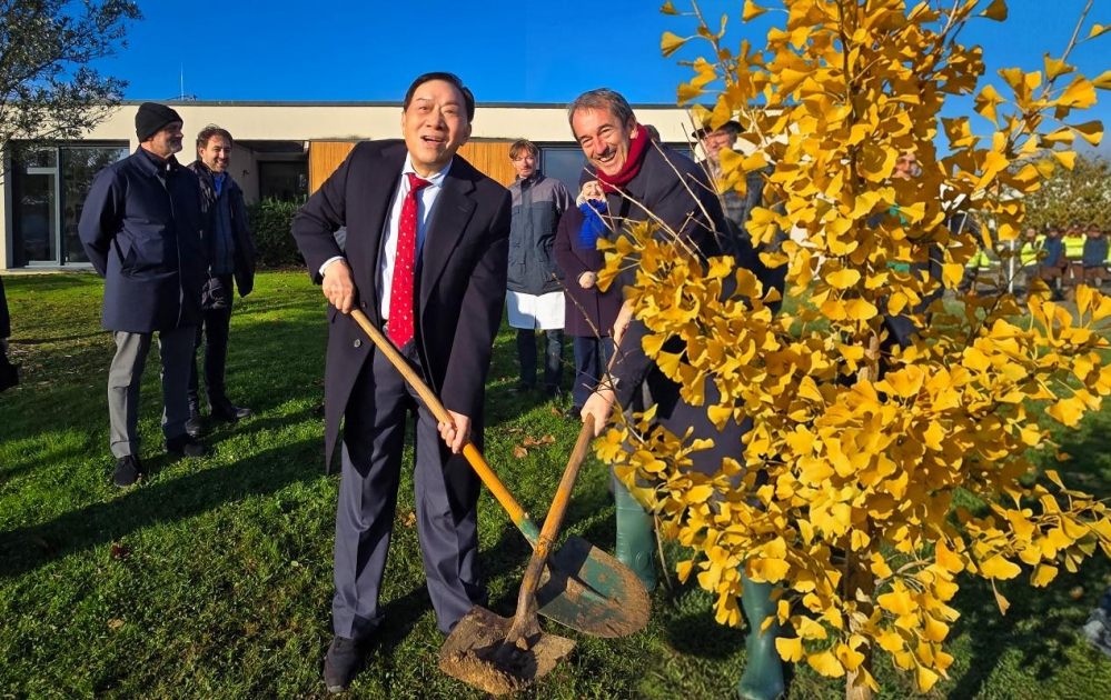 悦康药业与INDENA在法国签署大健康战略协议 十七年合作再升级