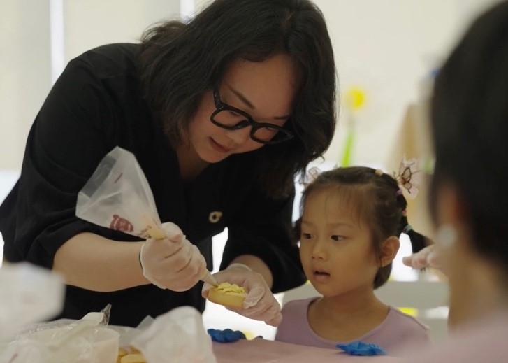 从“烘焙师”到“规划师”：一个斜杠青年决定做有“烟火气”的保险