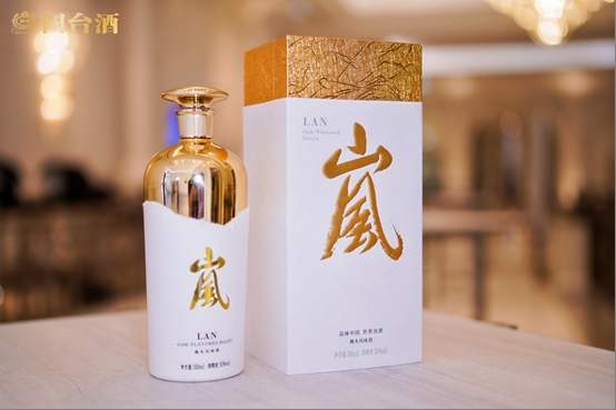 国台“岚·橡木风味酒”澳门首发，以品类创新提速白酒国际化