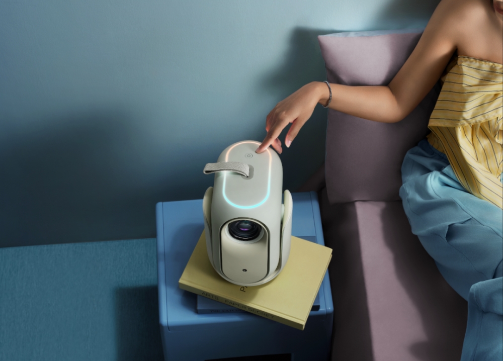 喜报!小明Q6荣获AVF科技创新奖:设计力与科技力并驾齐驱