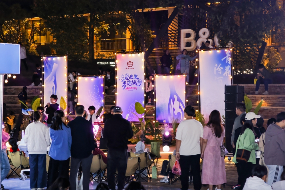 汾酒成功融入年轻消费圈层 为白酒行业提供转型范本