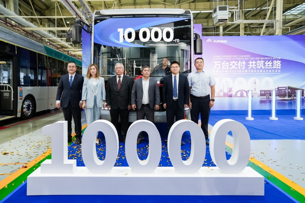63798辆，向新、向深、向上！宇通亮出2025稳健发展答卷
