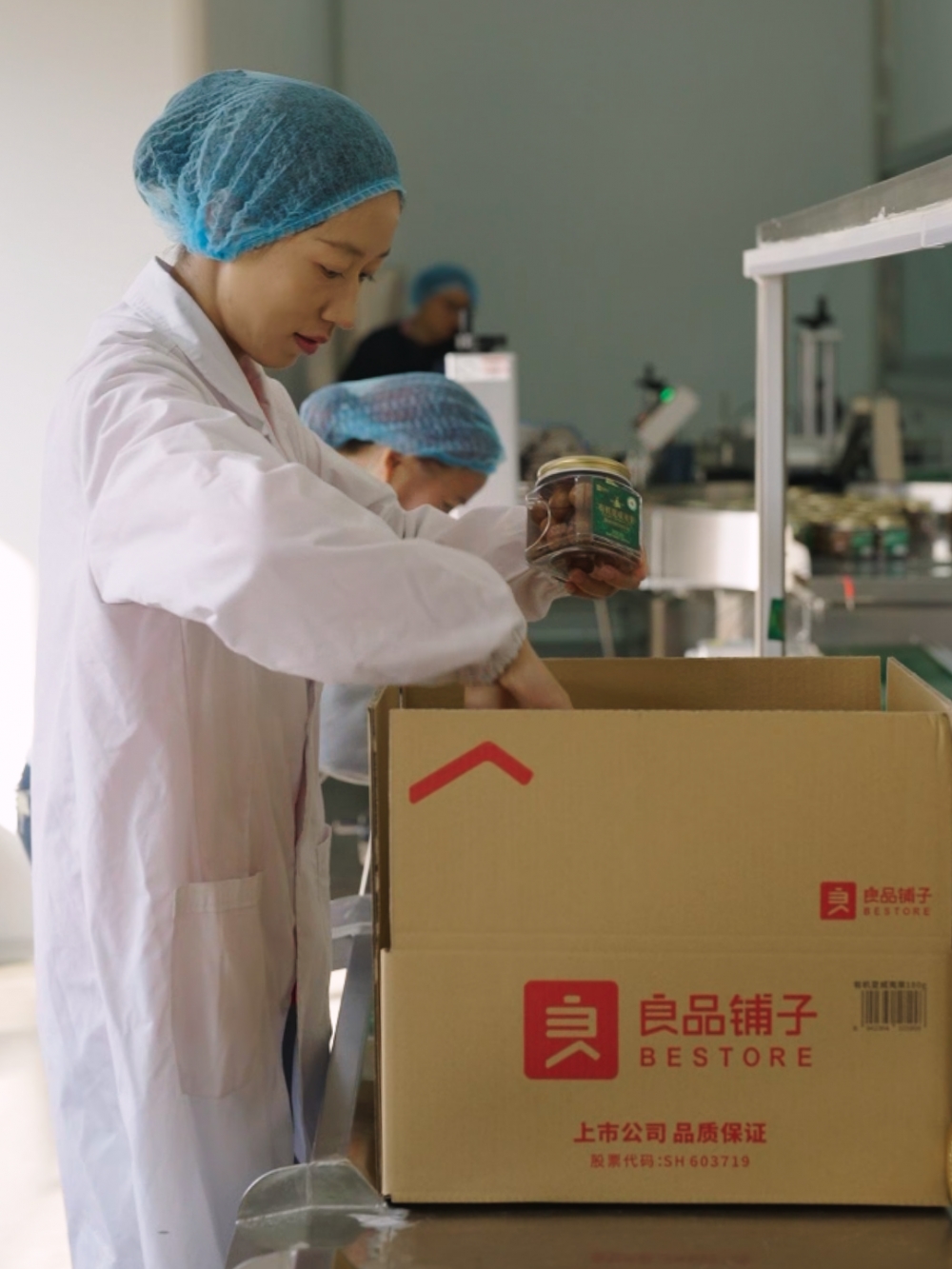 这届年轻人，开始返乡“种”未来了