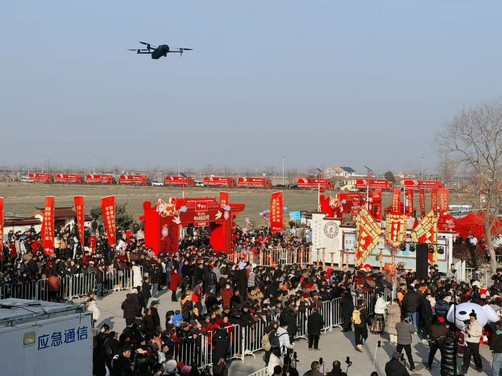 超万份年货送达!刘强东给乡亲送年货,网友:求同款!抄作业!