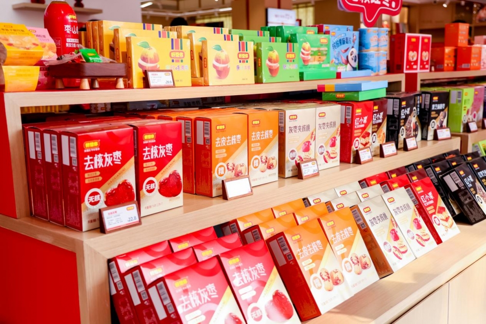 破局而生：好想你黄河路城市旗舰店单店百万销售额背后的创新密码