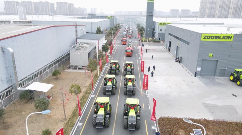 万马奔腾、奋竞四海!中联重科2026年开门红85亿元设备发往全球