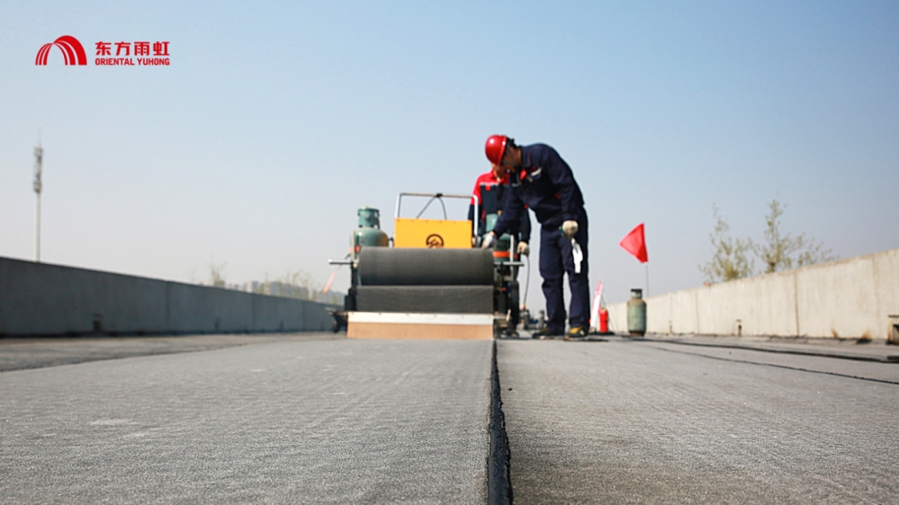 两会政策红利释放：基建投资稳增可期，防水龙头深度赋能重大工程建设