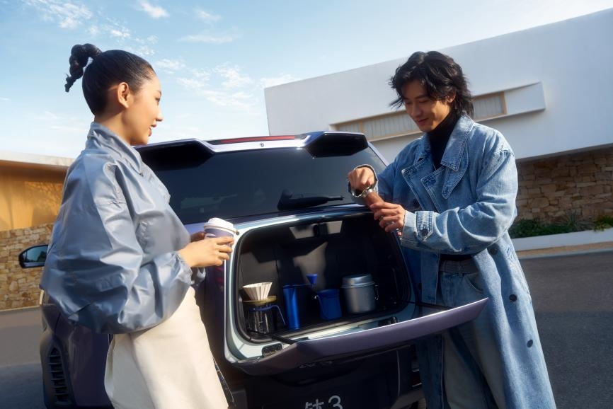 15 万级闪充方盒子 方程豹钛 3 闪充版正式上市