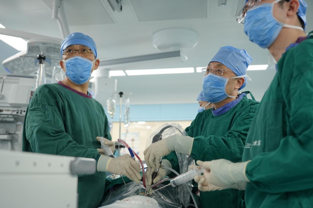 高风险手术再添新保障！三博脑科东坝新院区DSA复合型手术室正式启用