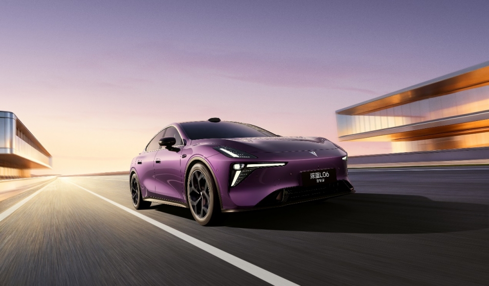 京东汽车与深蓝汽车达成战略合作，独家销售国民好车深蓝L06增程版