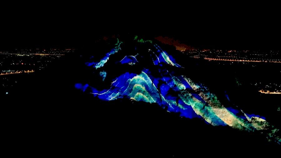 共赴《阳山夜游》，山体投影点亮文旅新体验