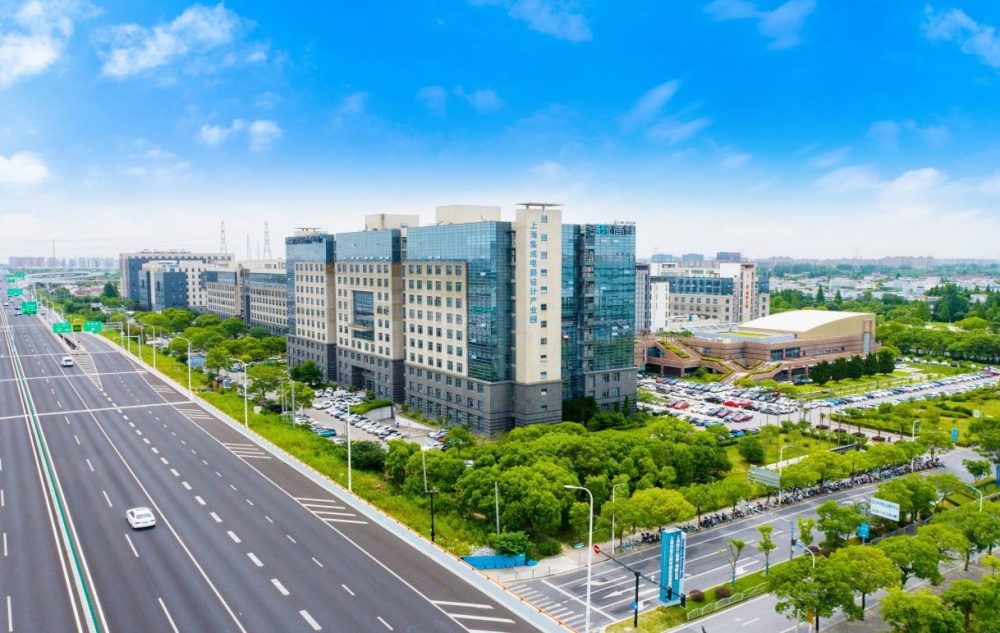 产业转型的场景共建者：厦门国际银行的“上海解法”