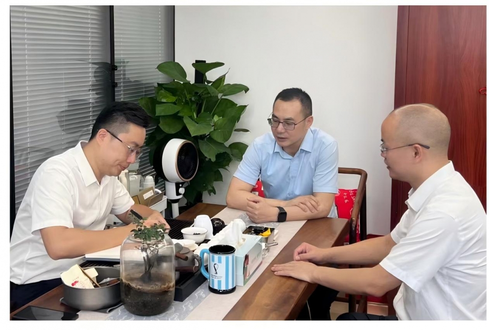 ​30年寿险营销路：三个人的长征，一群人的底色