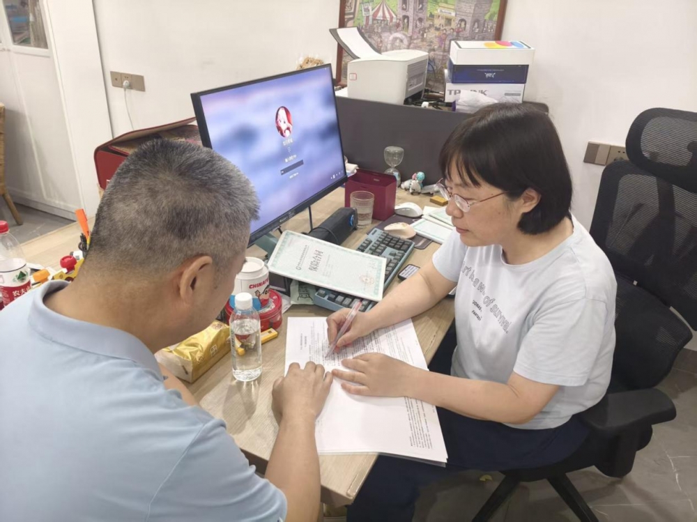 ​30年寿险营销路：三个人的长征，一群人的底色