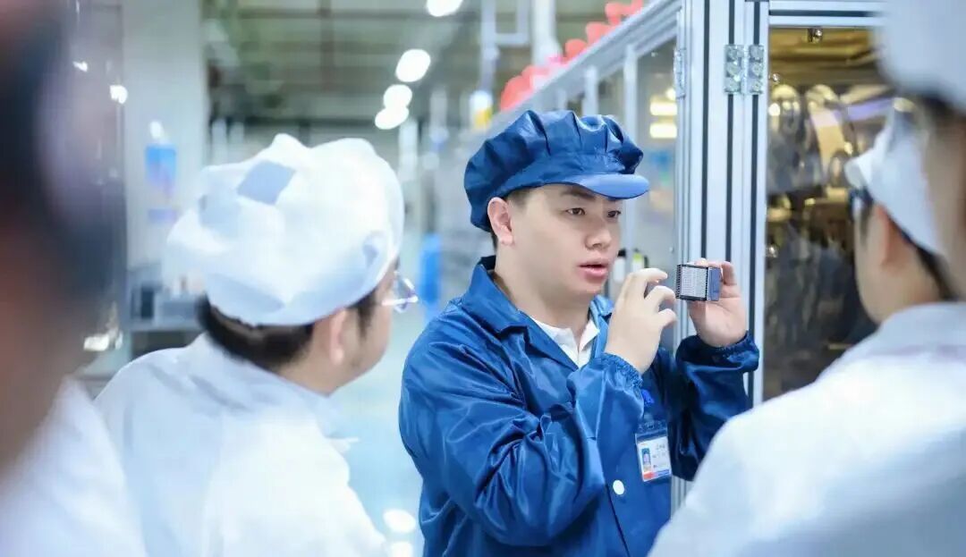 二十余款新品集中亮相！长虹华丰科技打响五大前沿赛道高端互联“突围战”