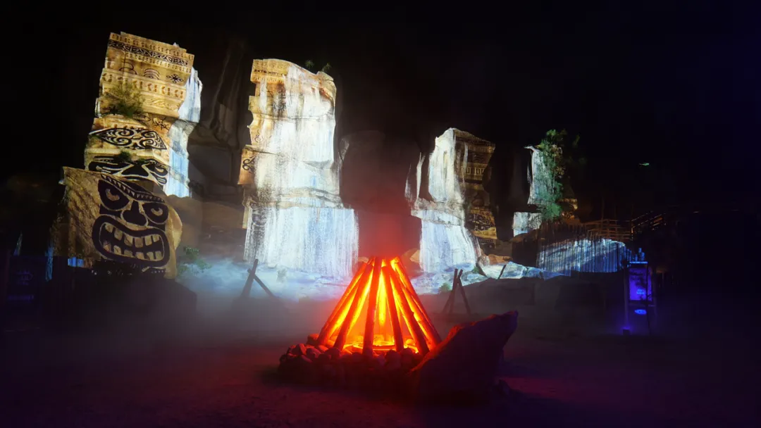 走进光影，把一座山、一条河、一面城墙，变成“能出圈”的夜游舞台