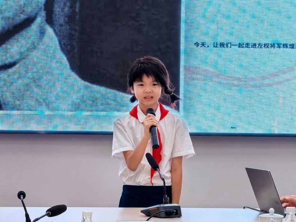 跨越400公里的红色接力：欧派“星火传承计划”走进醴陵，党员带头捐款点亮“爱心饭卡”