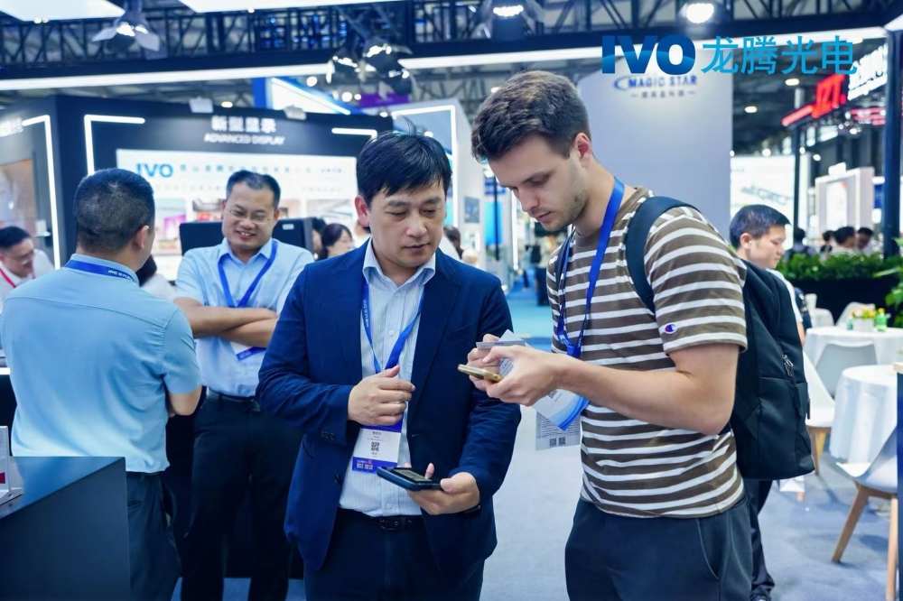 绿色健康显示创新升级 多元应用场景全面绽放｜龙腾光电重磅亮相 DIC EXPO 2026