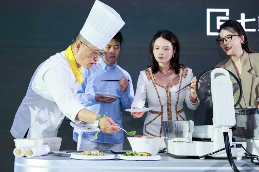 京东正式发布七鲜大厨，“家庭健康膳食执行官”来了