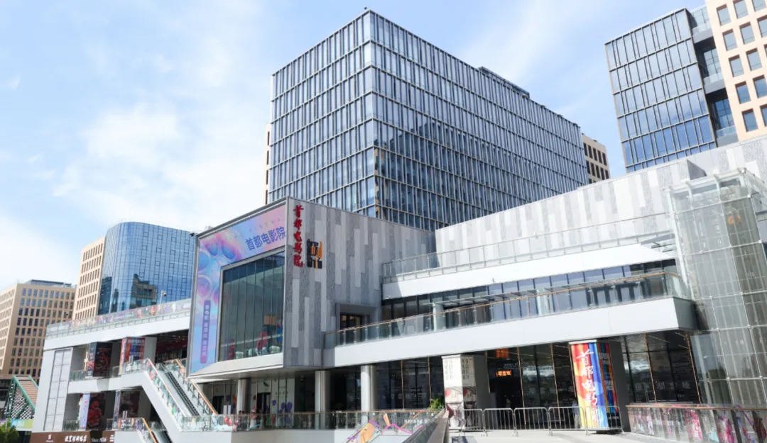 多块VLED LED屏打造科技观影新坐标——首都电影院东升科技园店