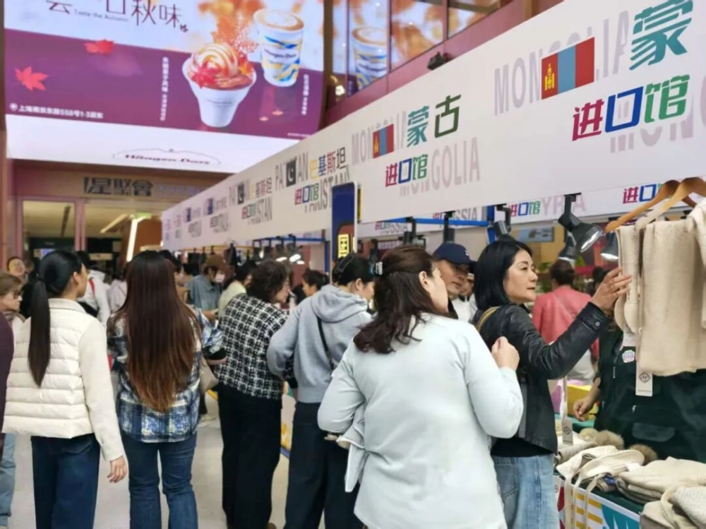 绿地集团推出第九届进博会场内场外联动四大创新举措,首次推动上海定制进进博,全面助力进博会“越办越好”
