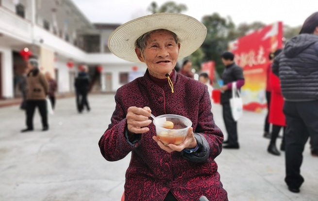一碗饭的半径——养老金融如何走进老人日常