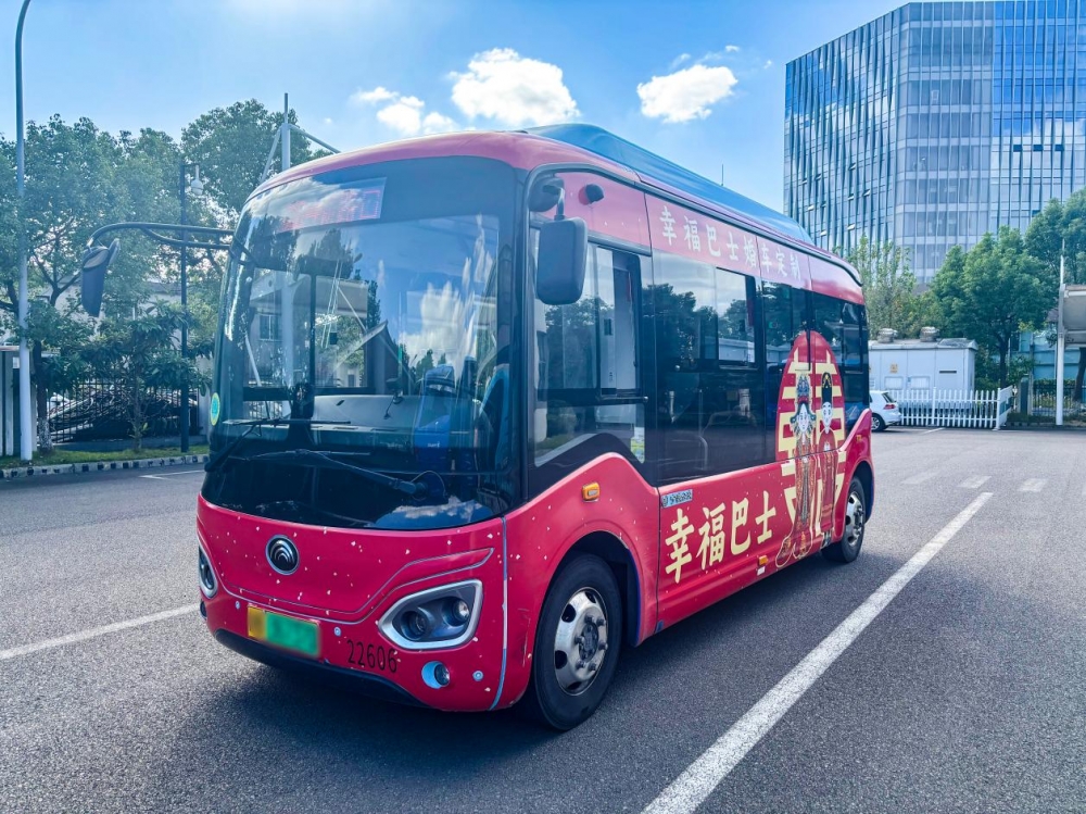 每一趟安心出行背后：宁波公交的“智能副驾”实践